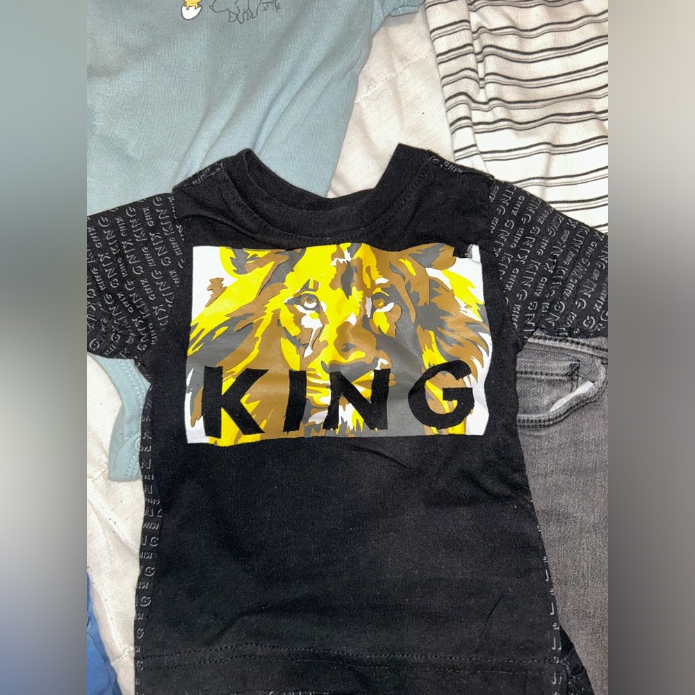Gently worn boys clothes. - Picture 5 of 14